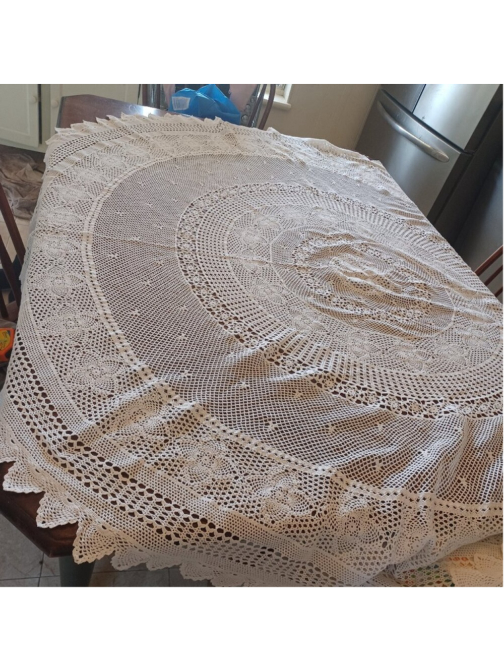 Vintage hand crocheted table cloth round